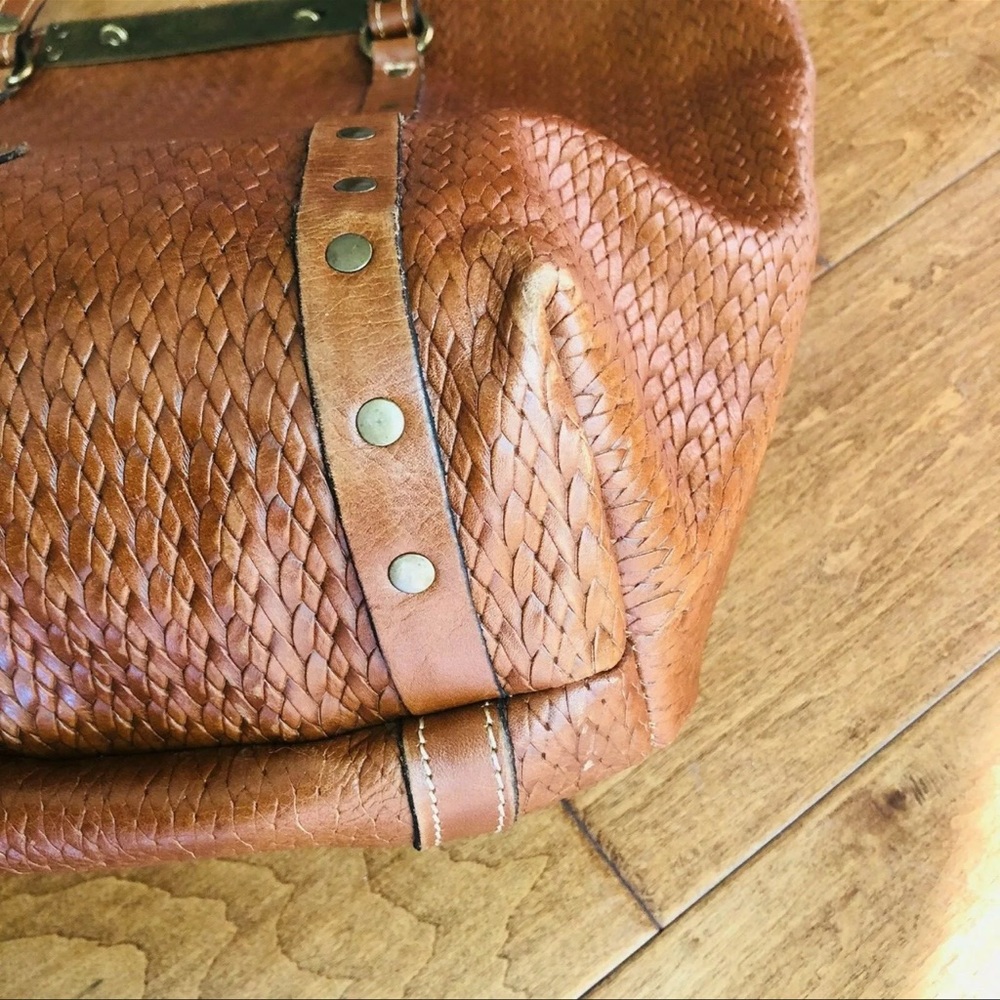 PATRICIA NASH Woven Pattern Shoulder Purse - Picture 7 of 12